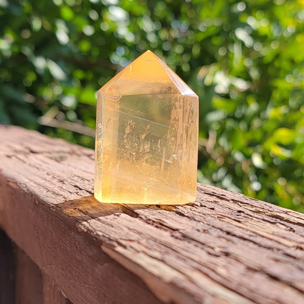 NEW 2.1" HONEY CALCITE TOWER